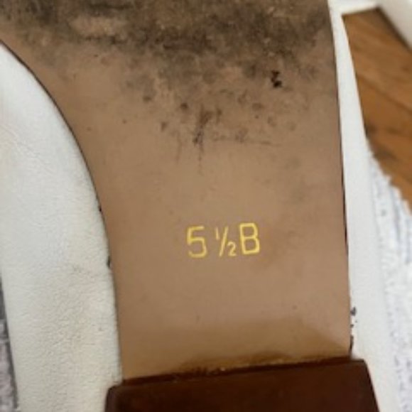 white leather Massimo shoe, size 51/2B - Picture 4 of 4